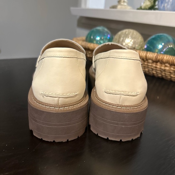Sam Edelman Laurs Platform Lug Sole loafers Cream / Gold hardware Size 11 - Picture 6 of 11